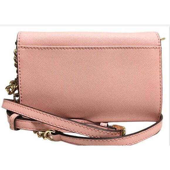 Rare-Michael Kors  leather Crossbody Wallet on Chain in  Pink/ excellent - Picture 2 of 5